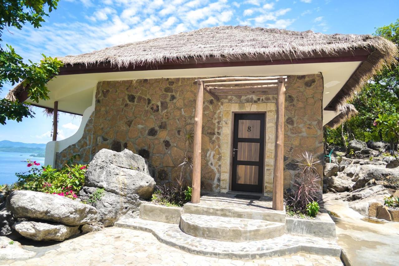 Theodor Hotel Labuan Bajo Exterior photo